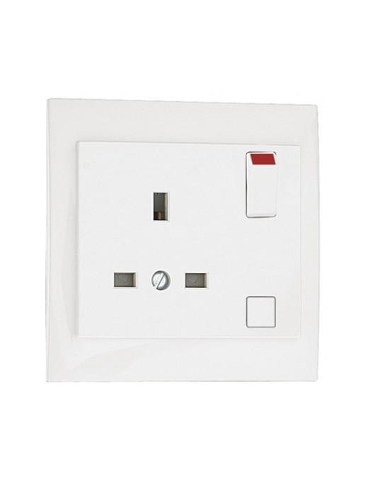 TOMADA INGLESA C/INTERRUPTOR DOURADO