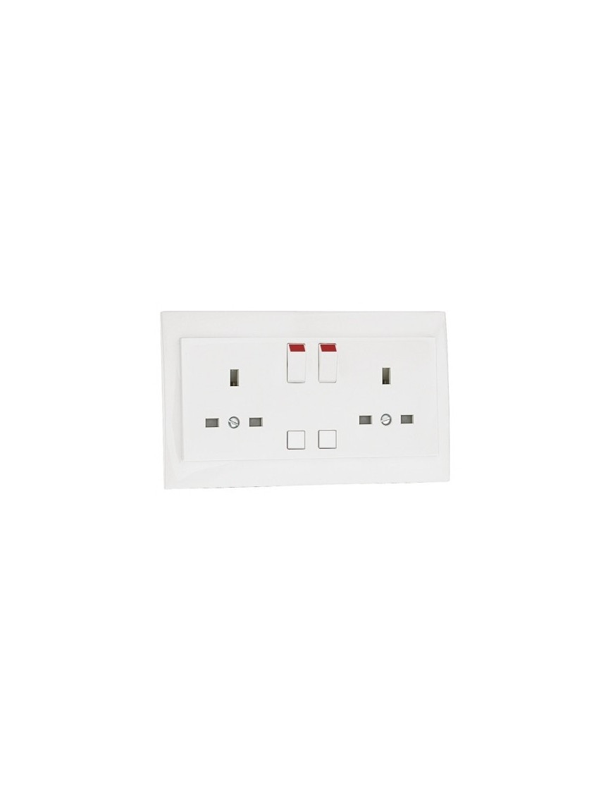 TOMADA DUPLA INGLESA C/INTERRUPTOR PRETA MATE